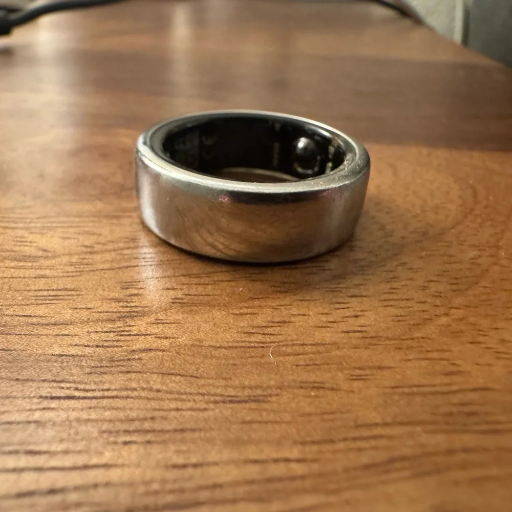 Oura Silver Wearable Ring